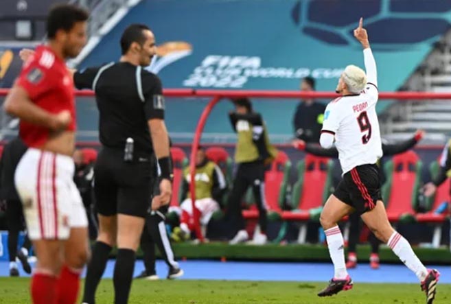 Três jogadores do Flamengo mudarão seus números de camisa para