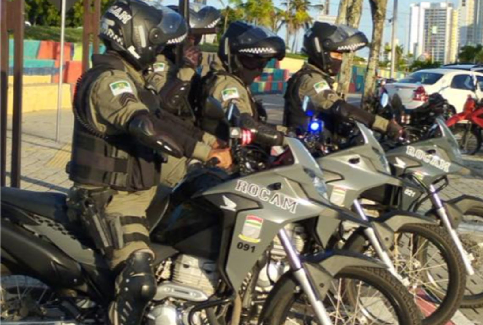 Policiamento reforçado garantiu segurança durante clássico do